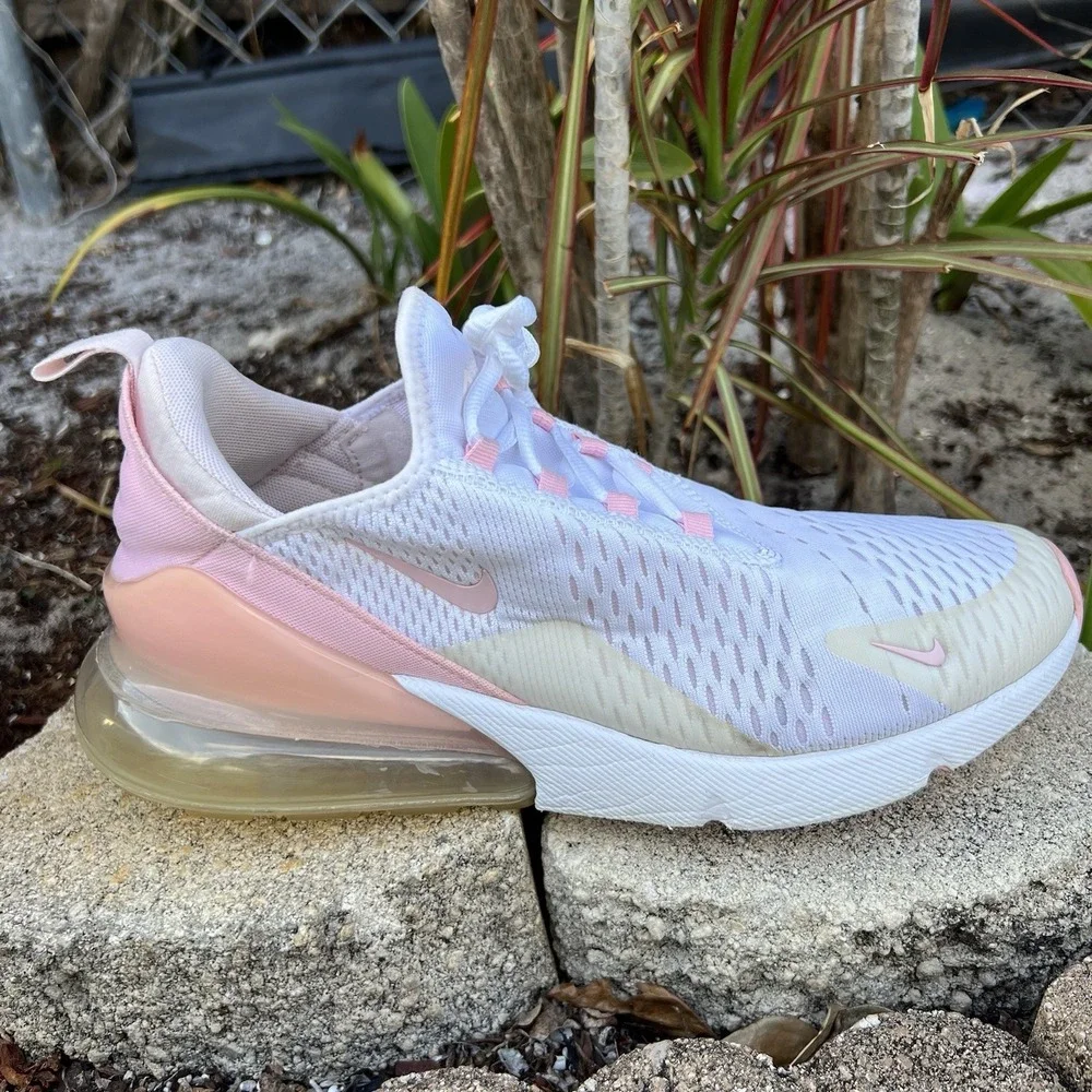 Nike Air Max 270 Womens Size 11 Athletic Running Shoes Sneakers FJ4575-100 White